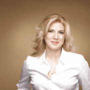 gala-woman-in-economy-beyond-borders