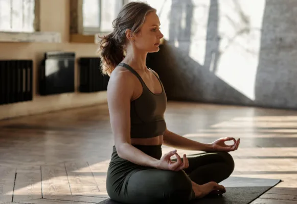 Cum gestionăm emoțiile negative: 3 soluții care chiar funcționează 4 Complice