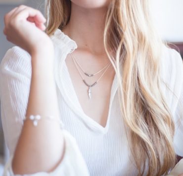 Aur sau argint? Ce bijuterii să porți în funcție de eveniment 8 aur-sau-argint-ce-bijuterii-să-porți-în-funcție-de-eveniment