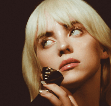 douglas-live-combină-interacțiunea-clienților-și-cumpărăturile-online