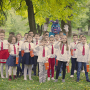 7 milioane de copii din romania au beneficiat de programul scolar colgate