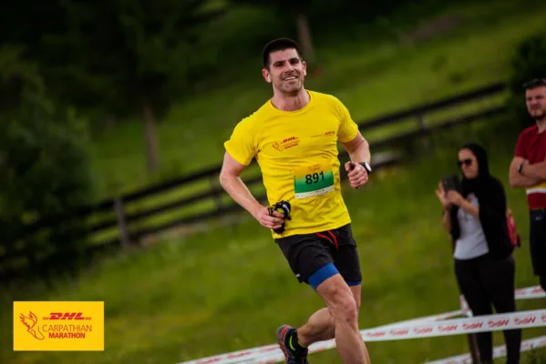 Mai sunt doar câteva zile în care iubitorii alergării se pot înscrie la DHL Carpathian Marathon 3 Dragos Bucurenci