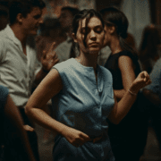 evenimentul-filmul-care-a-câștigat-leul-de-aur-la-veneția-2021-din-24-iunie-în-cinema