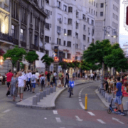 marşul-poştaşilor-în-ultimul-weekend-pietonal-la-străzi-deschise