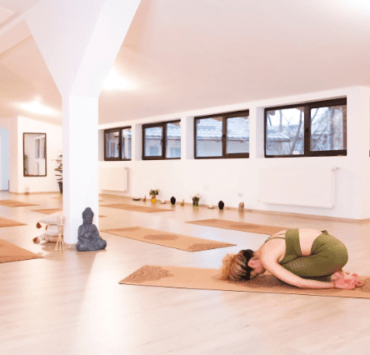 Cum îţi poţi schimba viaţa prin Yoga? 8 cum-îţi-poţi-schimba-viaţa-prin-yoga