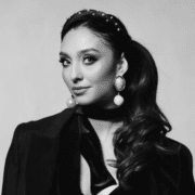 un-păr-sănătos-are-puterea-de-a-schimba-totul-în-jurul-nostru