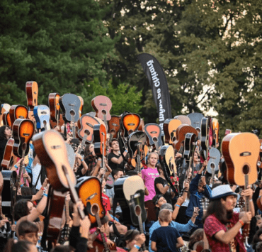 Vița de Vie, Cargo și Antract cântă alături de chitariști din toată țara, la Guitar Meeting 8 vița-de-vie-cargo-și-antract-cântă-alături-de-chitariști-din-toată-țara-la-guitar-meeting