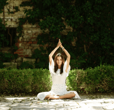 Calea yoga şi acceptarea feminităţii 9 calea-yoga-şi-acceptarea-feminităţii