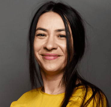 învață-să-gândești-cu-laura-ghinea