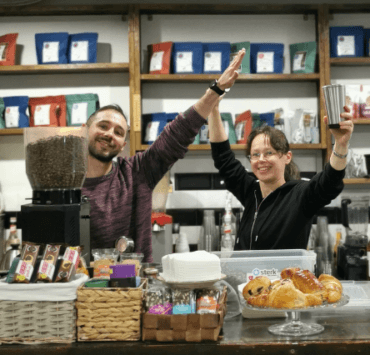 Ritualul cafelei, de la amator la ucenic și prăjitor 8 ritualul-cafelei-de-la-amator-la-ucenic-și-prăjitor