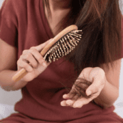 află-cum-poți-evita-căderea-părului