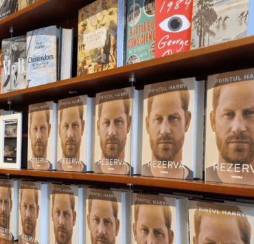 Record de vânzare pentru Memoriile Prințului Harry 9 record-de-vânzare-pentru-memoriile-prințului-harry