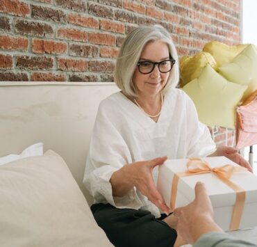 7 idei de cadouri pentru părinți 8 7-idei-de-cadouri-pentru-părinți