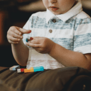 5-terapii-moderne-utilizate-în-tratamentul-simptomelor-autismului