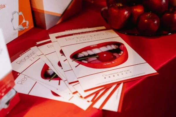 Sondaj Diviodent: Cum văd româncele îngrijirea dentară 3 zambet