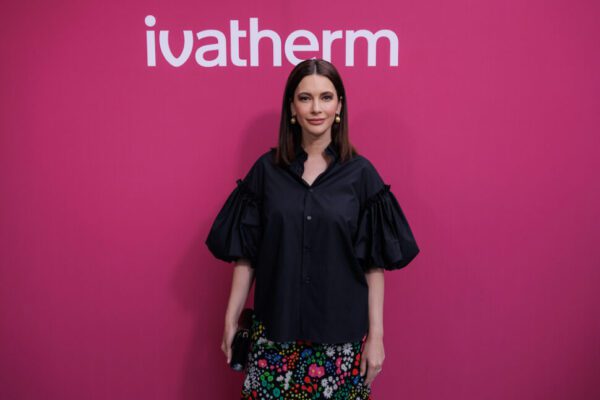 Vedete la lansarea noilor suplimente alimentare Ivatherm 4 Andreea Berecleanu scaled