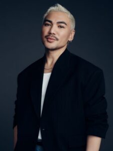 Sebastian Professional își extinde viziunea artistică 4 sebastian interior