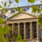 Palatul Universitatii din Bucuresti 01 scaled qoku4bklzlsqrgjeuw45lkg2oh67p705jhwlp1fif4