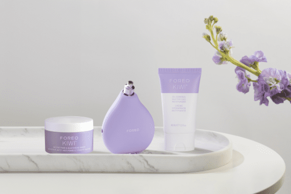 FOREO lansează KIWI™ Oil Control Mattifying Moisturizer - baza de machiaj pentru un ten gras 4 Foreo kiwi oil int