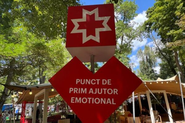 Cum te simți, UNTOLD? Regina Maria te invită să te reconectezi cu emoțiile tale 4 Untold Regina Maria Punct de ajutor emotional