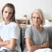 cum gestionezi dezamagirea fata de mama