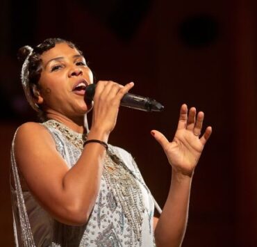 Alice Francis deschide stagiunea Big Band-ului Radio cu un concert de ELECTRO-SWING 8 Alice Francis foto Diana Iurkiewicz