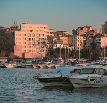 Constanţa toamna: Relaxare, cultură și oferte excelente 6 Constanta coperta