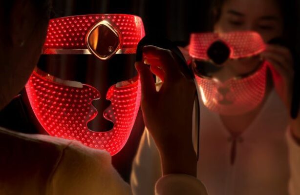 Cum au devenit Măștile cu LED fântâna tinereții? 3 masca led int 2