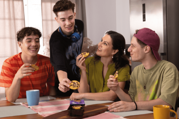 Cele 5 limbaje ale iubirii și cum se decodifică ele pentru fiecare generaţie 3 milka 3