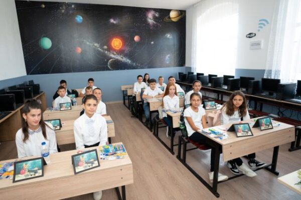 Narada a investit aproape 7 milioane de lei pentru a susține parcursul educațional a 110 mii de copii   4 narada oct