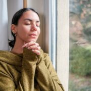 vindecarea prin iertare shutterstock 2278509619