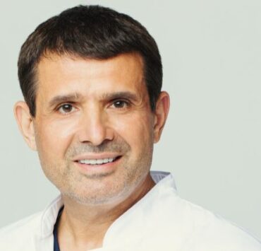 Prof.Dr .CatalinCopaescu