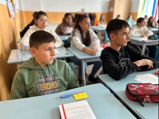 Benjamin Turquin, CEO BRD Asigurări de Viață, sprijină educația din România 4 Screenshot 65