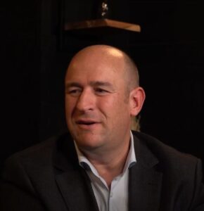 Benjamin Turquin, CEO BRD Asigurări de Viață, sprijină educația din România 3 benjamin 2