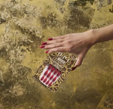 Vraja sezonului de sărbători 2024 vine de la OPI, care lansează noua colecție OPI x Wicked 9 opi