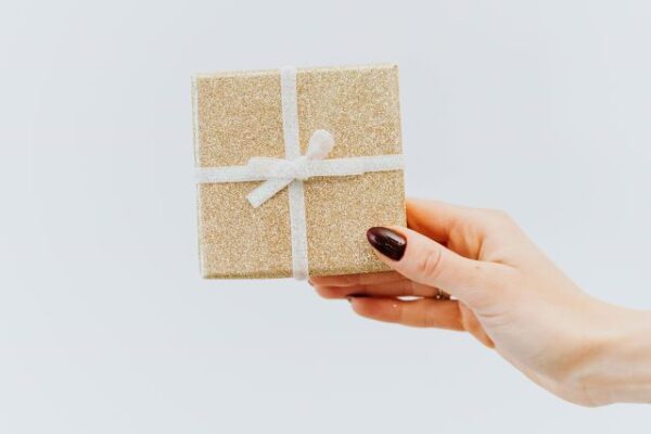 secretele unui cadou perfect int