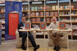 Simon Sebag Montefiore la lansarea celei mai provocatoare cărți: „Lumea. O istorie de familie” 3 Simon Sebag coperta