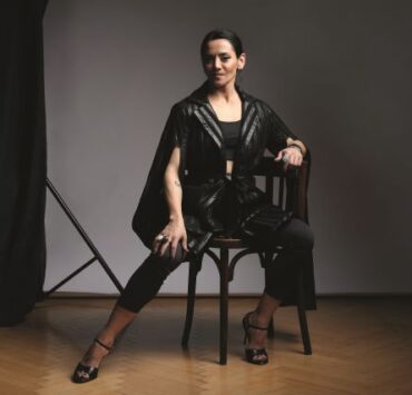 Analia Selis coperta ianuarie