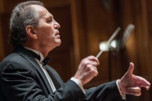 Primul concert al Noului An la Sala Radio: Cristian Mandeal dirijează Mozart, Schubert, Brahms 4 Cristian Mandeal foto Romi Draghici