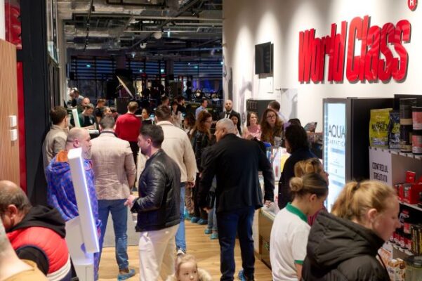 Cel mai mare club de health & fitness World Class din Nordul Capitalei - inaugurat în Cosmopolis Plaza 3 WORLD CLASS COSMOPOLIS EVENIMENT INAUGURARE