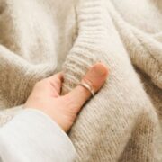 De ce lana este materialul ideal pentru pielea sensibila