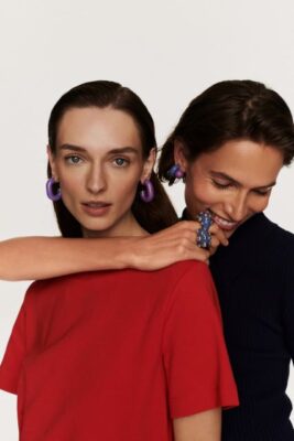 Combină, distrează-te și poartă fără ezitări noua colecție specială B́ERRIES x RESERVED 3 Reserved x Berries visual 3