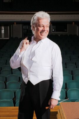 Violoncelistul Răzvan Suma cântă Șostakovici la Sala Radio 4 Christopher Warren Green credit Chris Edwards