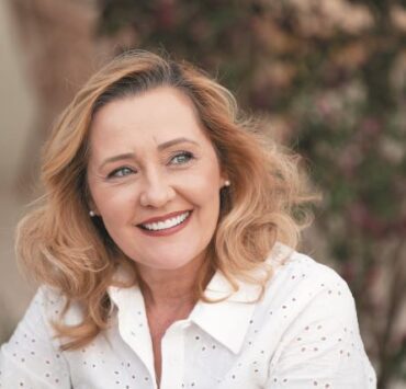 Elena Lasconi, o femeie curajoasă pentru România 8 E Lasconi martie