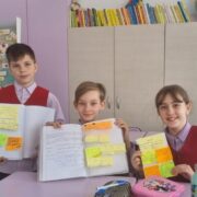 Grup de elevi Limbajul virtutilor EVP