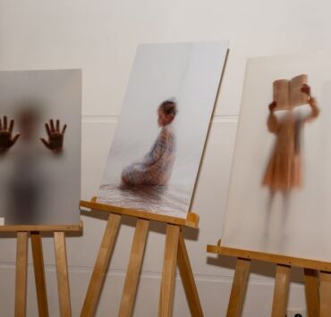 Fundația Copii în Dificultate marchează Ziua Bolilor Rare prin lansarea cărții "Învățăturile Apelor", autor Mihai Badea 10 copii in dificultate