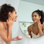 foreo martie coperta