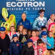 Dumitru Prunariu la premiera Agentul Ecotron Misiune pe Terra