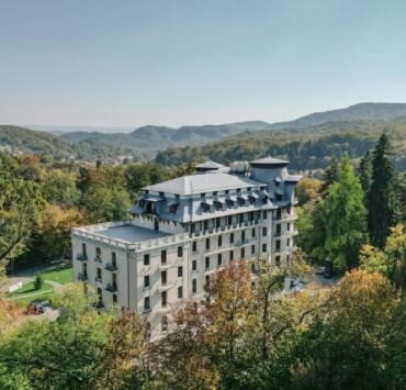 Trăiește-ți primăvara într-o oază de sănătate și liniște! 7 Sursa Facebook Hotel Palace Baile Govora 486943192 1078027824355435 6095300695631994957 n