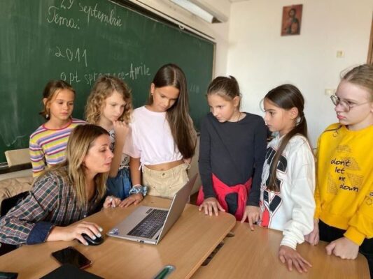 De 5 ani o generație extraordinară crește cu Narada 4 narada 2
